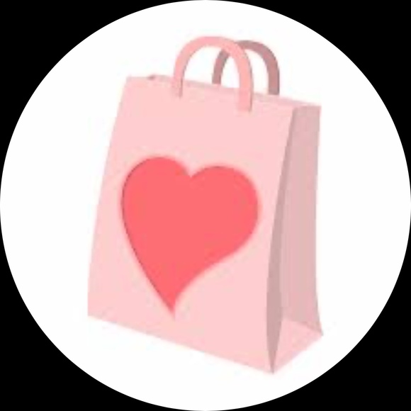 Anna's Closet (anna_closets) Poshmark